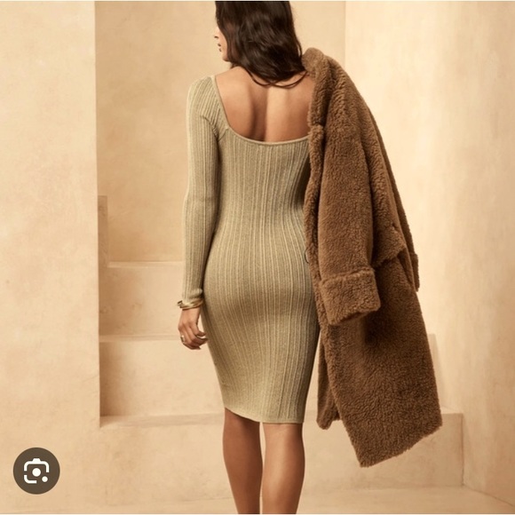 New without tags BR knit dress - Picture 2 of 3